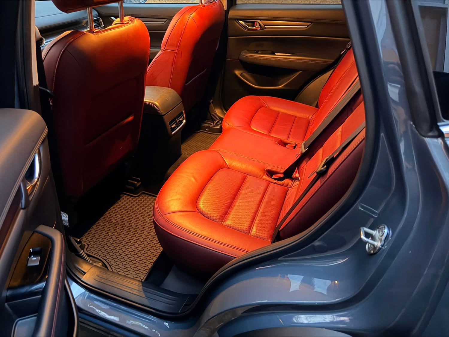 Mazda CX-5 red leather, conditioned
